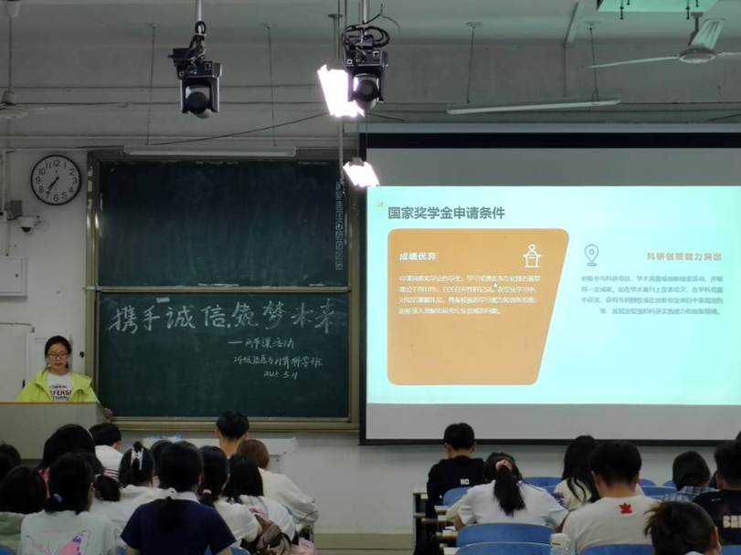图示, 示意图
中度可信度描述已自动生成:ver1 图示, 示意图
中度可信度描述已自动生成:ver1